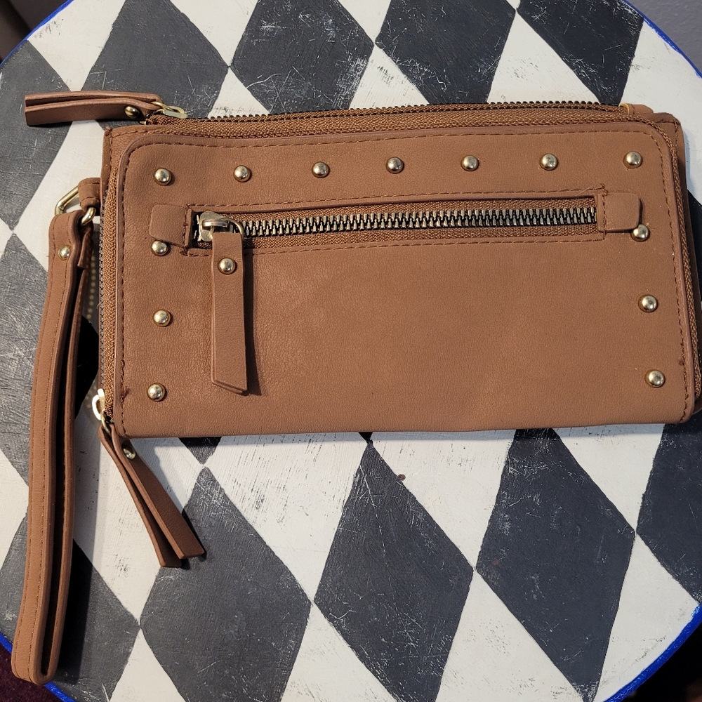❌ NEW Tan Falx Leather Wristlet Wallet